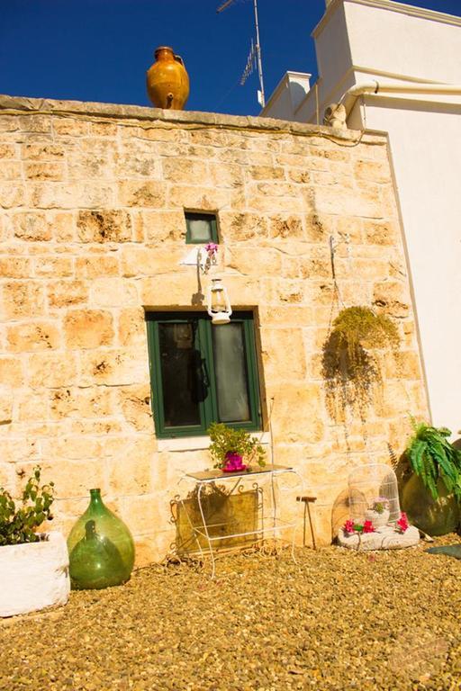 Borgo Degli Artisti Villa ออสตูนี ภายนอก รูปภาพ